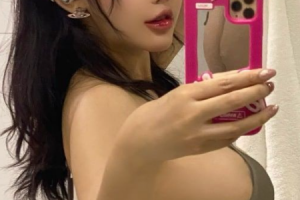 “于芷晴MINI” 两百万粉丝大V(微密圈收费福利)