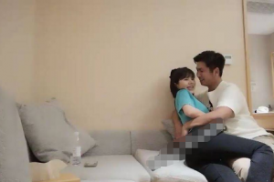 嬳了个蓝衣清纯极品嫩妹，镜头前大力猛呻吟娇喘