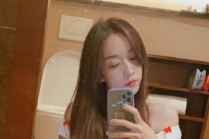 御姐疯狂索取 男友直呼受不了！可御可甜的极品美女与男友自拍