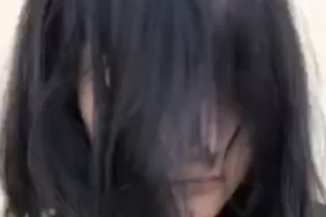 昆明某中学校园霸凌，啪啪拍脸，男女拍下犯罪证据！