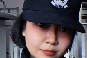 【全网独家】内蒙古警察学院『张萱珍』最新女警霸王花独家
