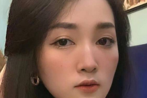 武汉大学越南留学生嫩妹日常自拍