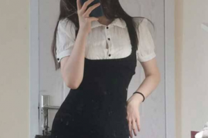 抖音 6 万粉网红女神  外表超级无敌清纯 白皙粉嫩的皮肤绝顶