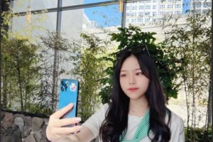 清纯妹子胃口大 要两个男人