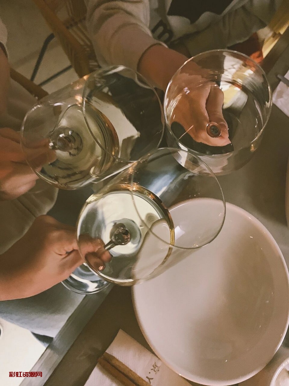 #聚会 #人设女 #干杯 #喝酒 #香槟 #红酒 #啤酒