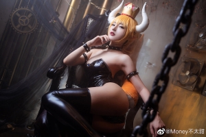 Money不太甜cos图包