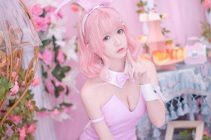 鳗鱼霏儿 粉色兔女郎