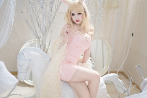 小仓千代w LOL粉皮裙阿狸