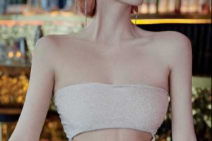 抖音网红「野鹿秋」33W气质博主