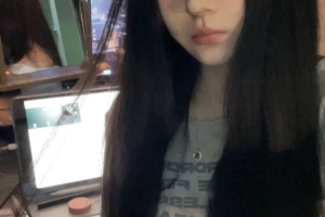 #广州 小纯 04兼职 净足165 B  女友感十足 粉嫩少女