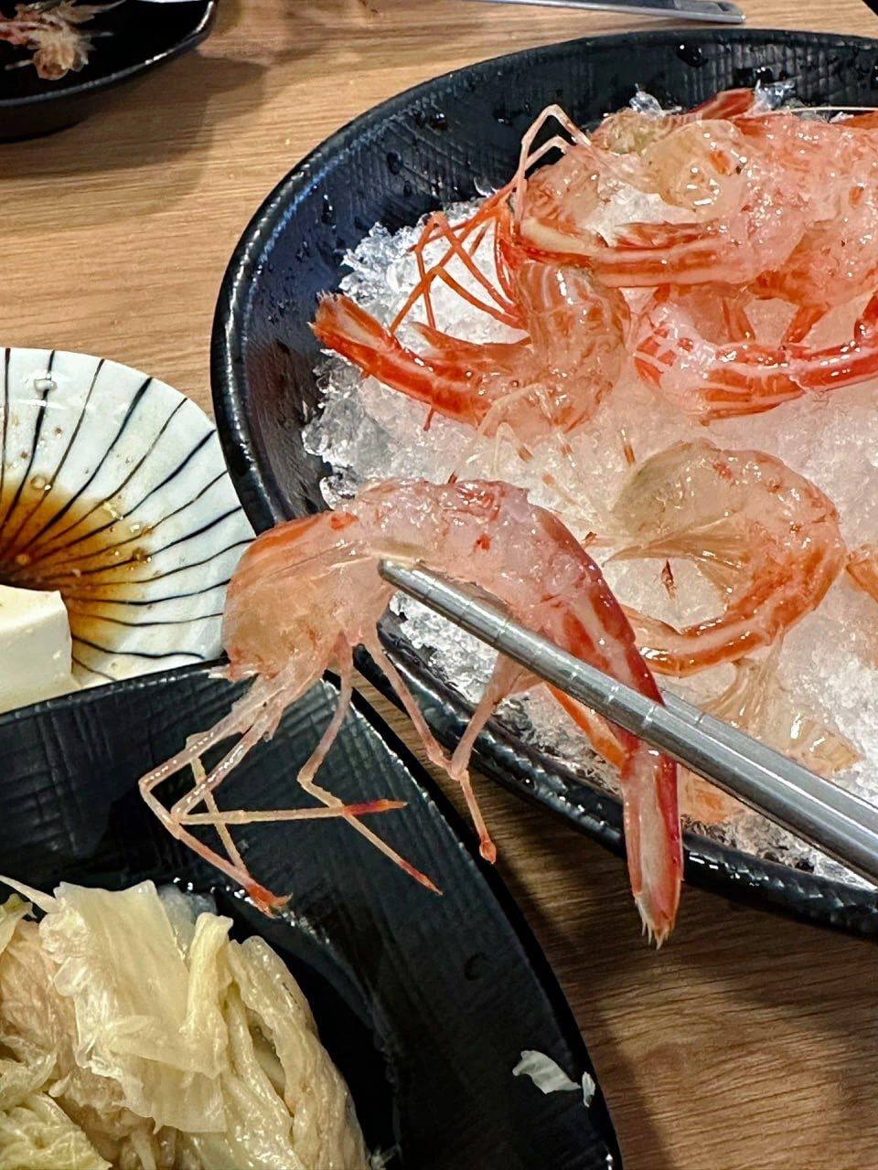 #韩国?? #首尔 #美食  花虾刺身 地址：서울 마포구 도화길 45-1