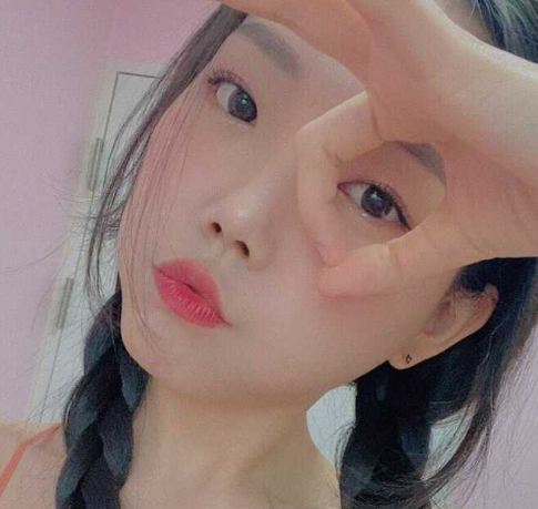 主播潜规则 直播前清纯可爱