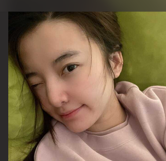 超级清纯 超高颜值的绝美大眼睛女神