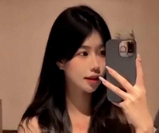 高颜值女神性感尤物 鱼神 微密圈