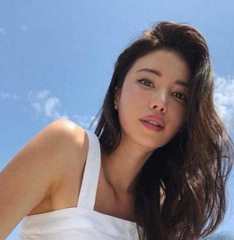 韩国 极品高挑混血儿模特