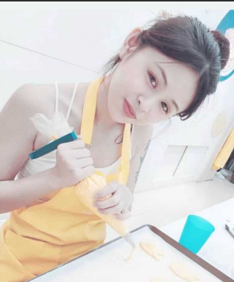 洛阳理工大学校花 冯佩莹 与男友在酒店疯狂