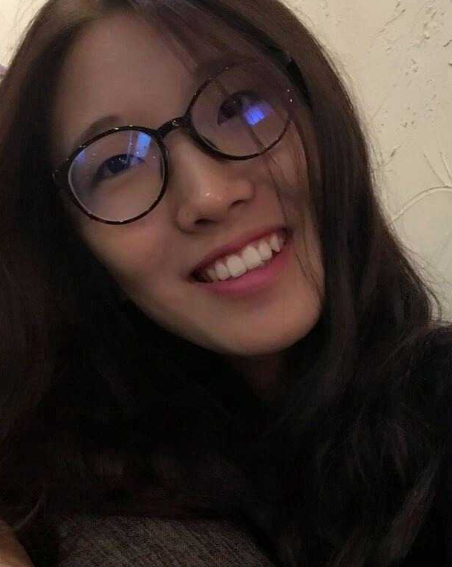 美女眼镜妹大学生 陈茹 和同居男友