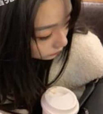 瓜友投稿别人的女友！今年初的时候玩过一段时间