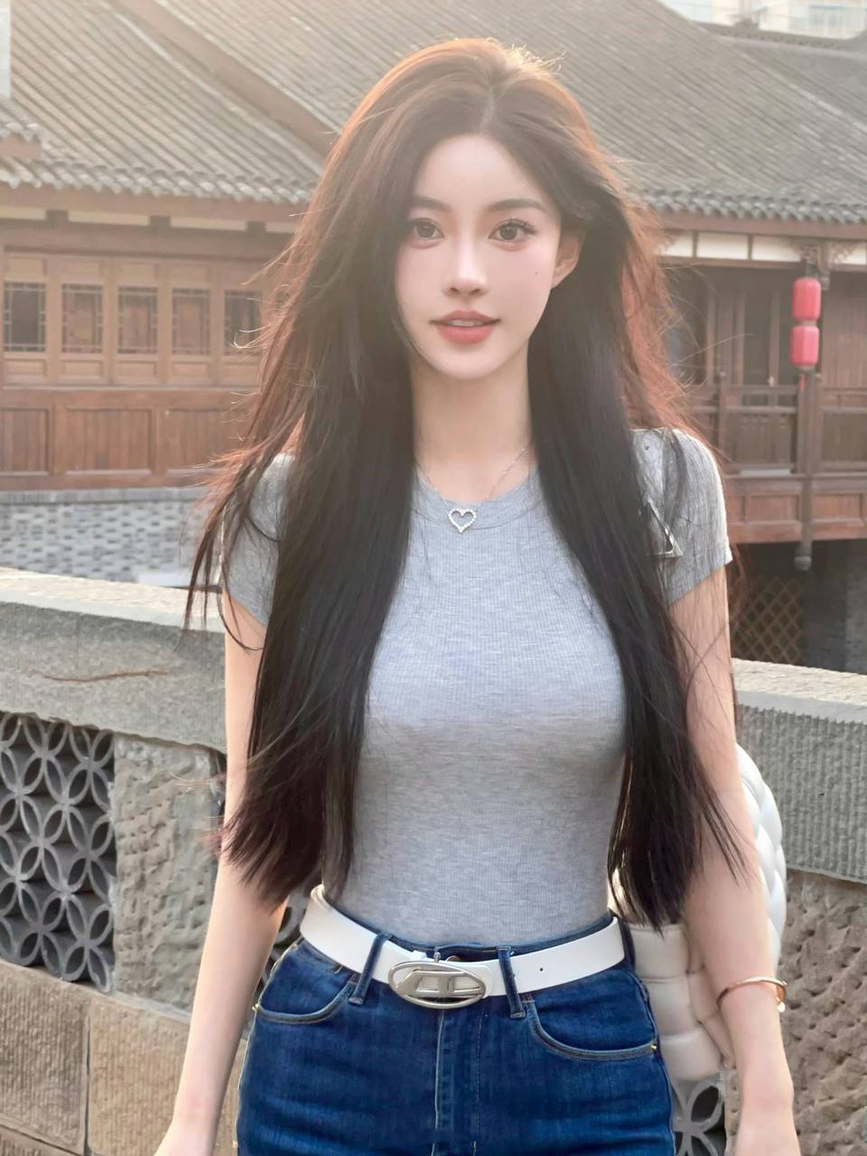 175 一字马  69 蛇纹 身高175体重90d03年 可盐可甜