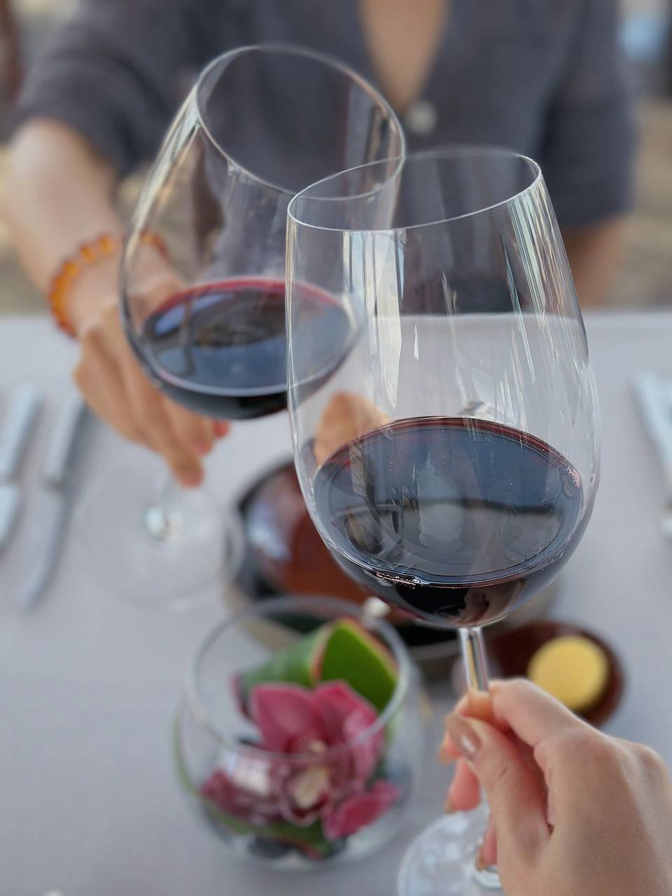 #新加坡 ?? #美食 #美女  ??超出片空中餐厅FLNT||Orchard ION SKY 55楼 ? 55-01 Orchard Turn, Orchard, Singapore 237973