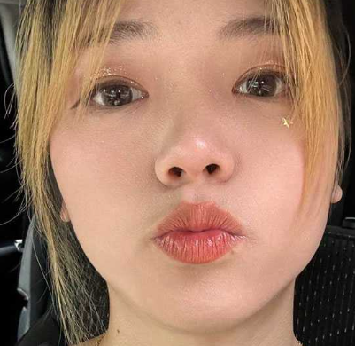 四川成都王灿 留学期间背着男友跟白人