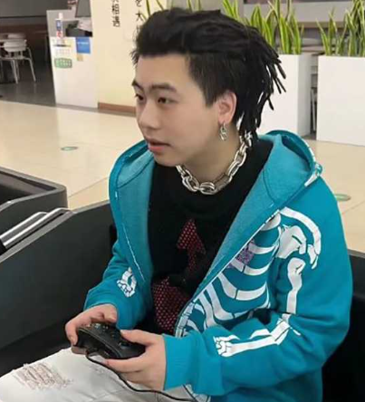 全网疯求！抖音说唱网红 江苏rapper 20cm