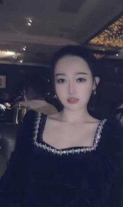 武汉极品36岁气质美少妇 王思蕊 极品中的战斗机 白天气质