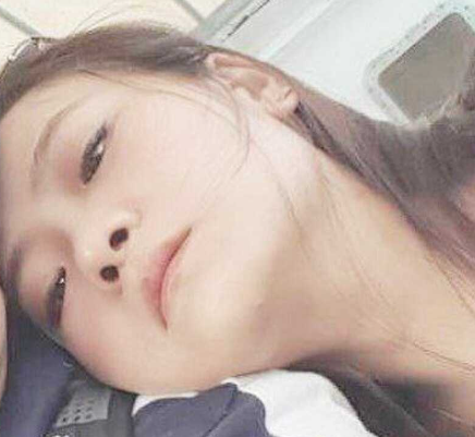 高颜值风韵犹存极品少妇