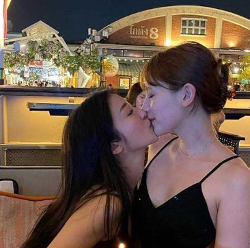 极品白嫩姐妹花