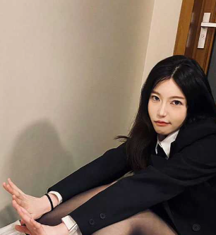 江苏无锡极品蔡文纳 穿黑丝