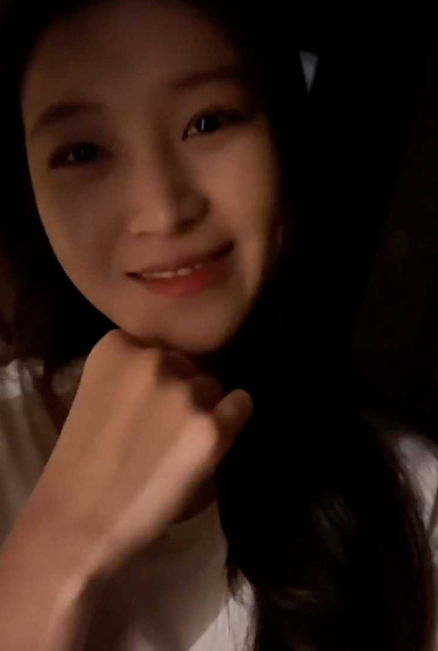 成都170极品身材瑜伽私教 带着闺蜜到客人家里授课 太晚了回不去 被客人捡了便宜