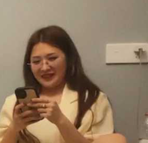 刚分手的高端气质眼镜妹 放弃自我