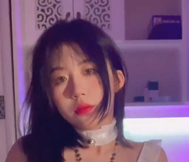 微博网红 伊伊子 这种有点肉肉