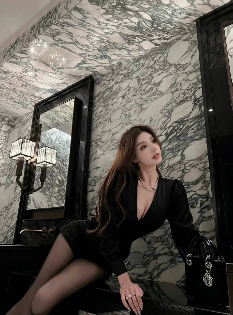 大理若馨?170F大理若馨170F 禁冒御姐风，极致魅惑