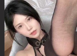 高颜值网红美女 抖娘利世