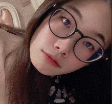 上海华政毕业的眼镜 杨韵怡