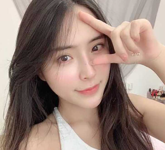 高颜值校花女神主播 温尔