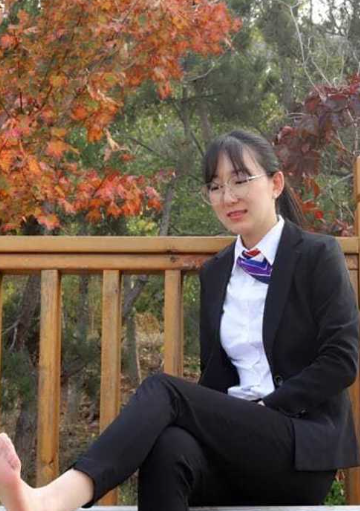 某大佬重金购入反差1泄密流出！北京银行职员 孙滢心