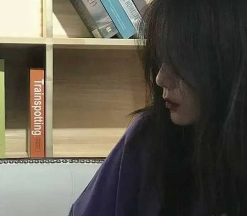 上海D1极品身材美女为求上位让老外上司