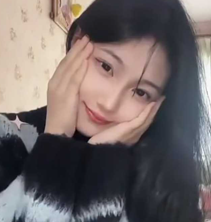 成都高颜值商务伴游 陈艺茹