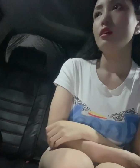 女神李婉儿 车内勾引司机