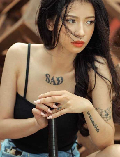 台湾高颜值纹身百变大眼萌妹 陈晓倩