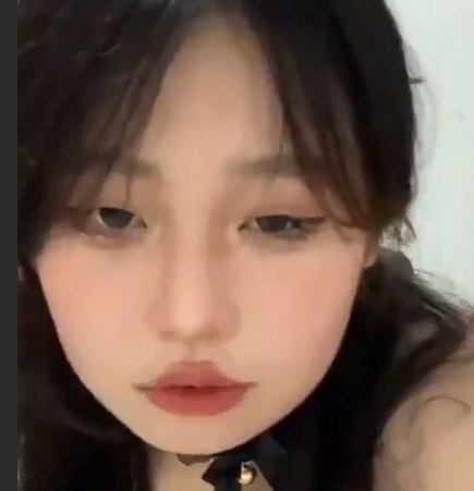 超级清纯校花学生妹 甜美的长相嗲嗲的声音