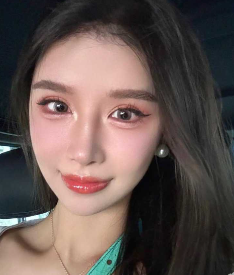 网易女神 小恩雅 深情演绎潘金莲勾引武松！身材与颜值巨顶