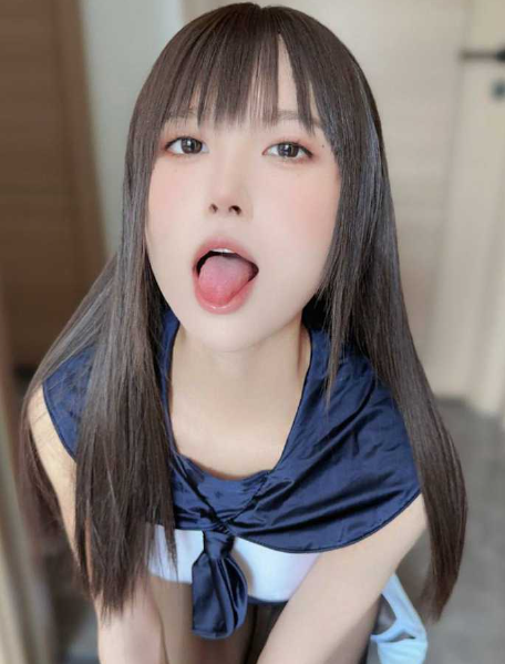 露脸福利姬布丁大法 蓝色连体泳衣 黑丝玉足