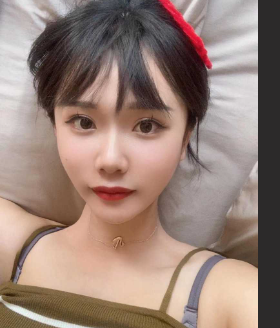 亲妹妹 来到妹妹的出租屋 一起洗