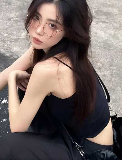 抖音蛋挞小屁孩事件！昔日的网红女神如今居然