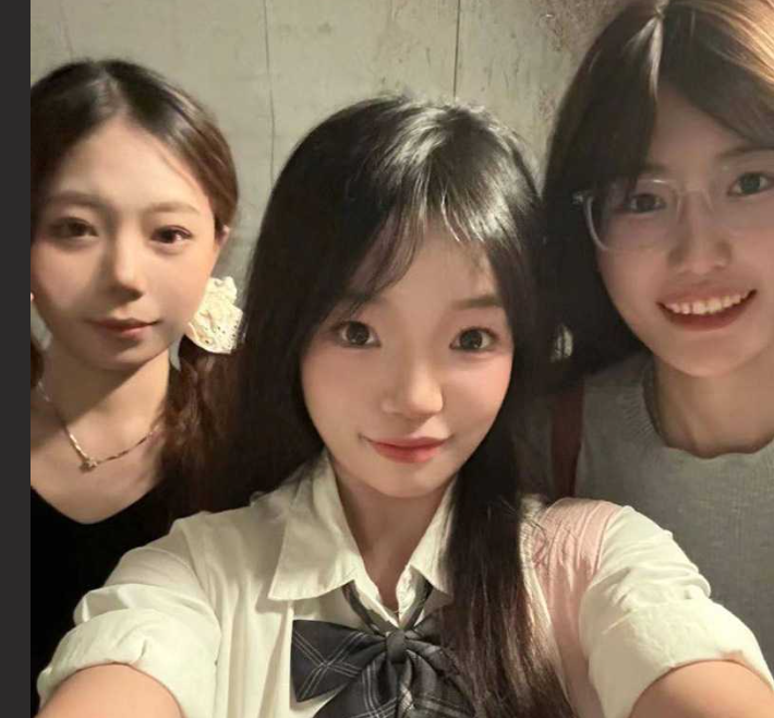 山东机电学院刘亦媛 爱露出的反差学生妹