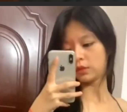 清纯大一学生妹遭渣男PUA