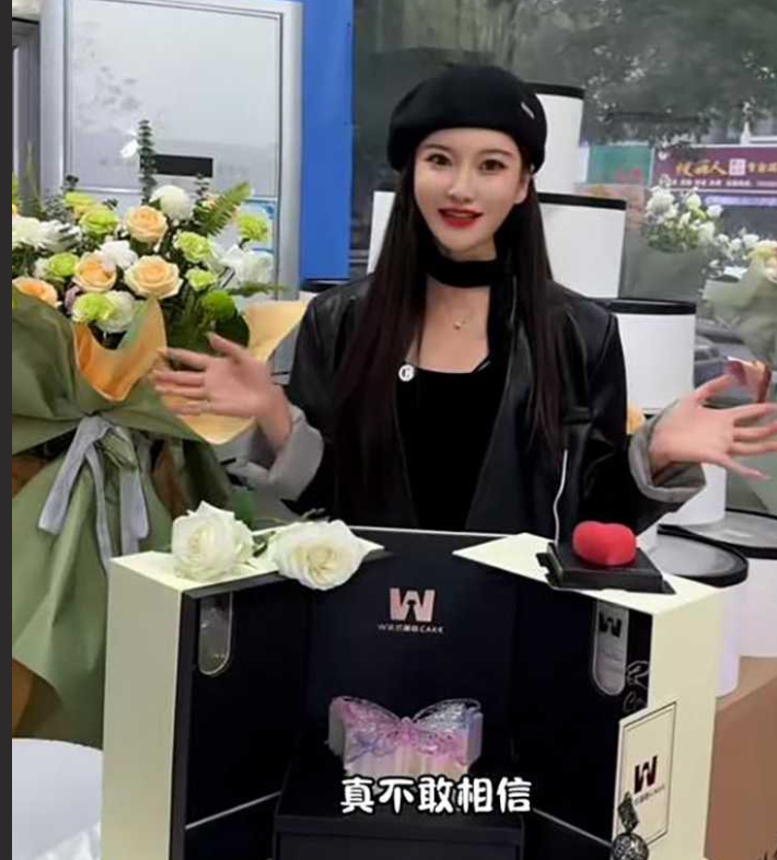 抖音网红巩义四姑娘 和老公时尚平民